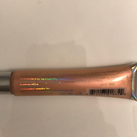 3/$25 Bellapierre Holographic Lipgloss - Vega - Picture 5 of 7